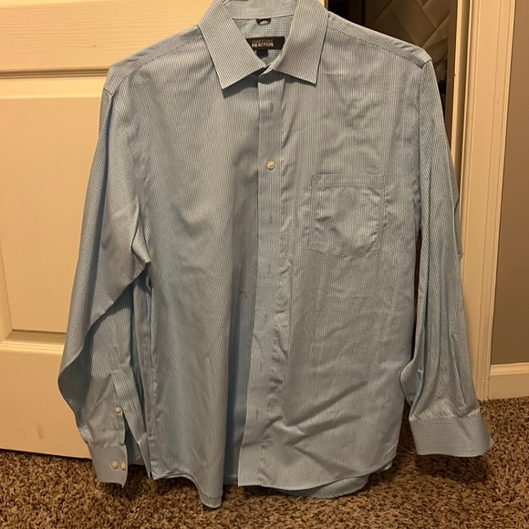 button down - Picture 1 of 1